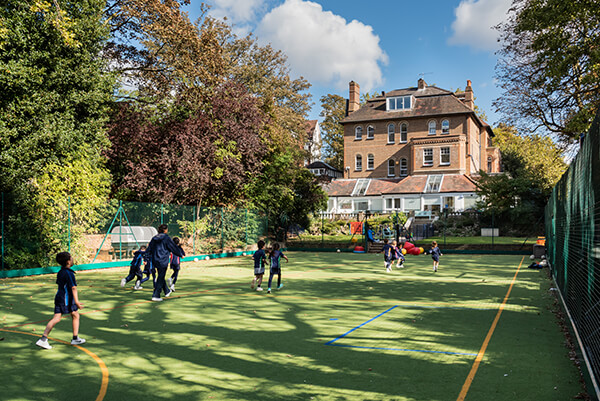 An image of Devonshire House School, an independent pre-prep and prep school based in London.